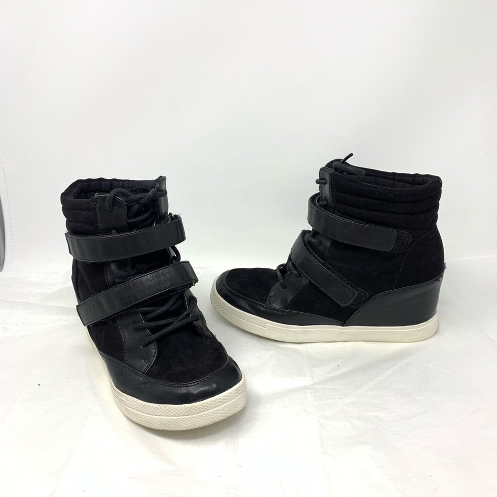 SOLD! Super Cute TORRID Black Wedge Sneakers! - Picture 2 of 5